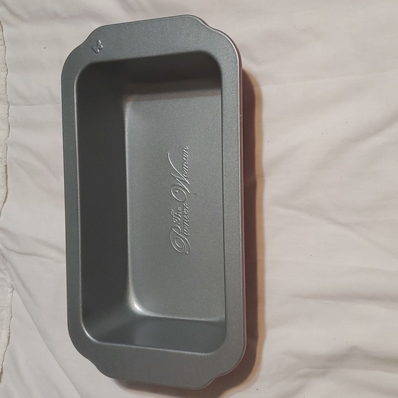 The Pioneer Woman Frontier Red baking pan - Picture 1 of 8